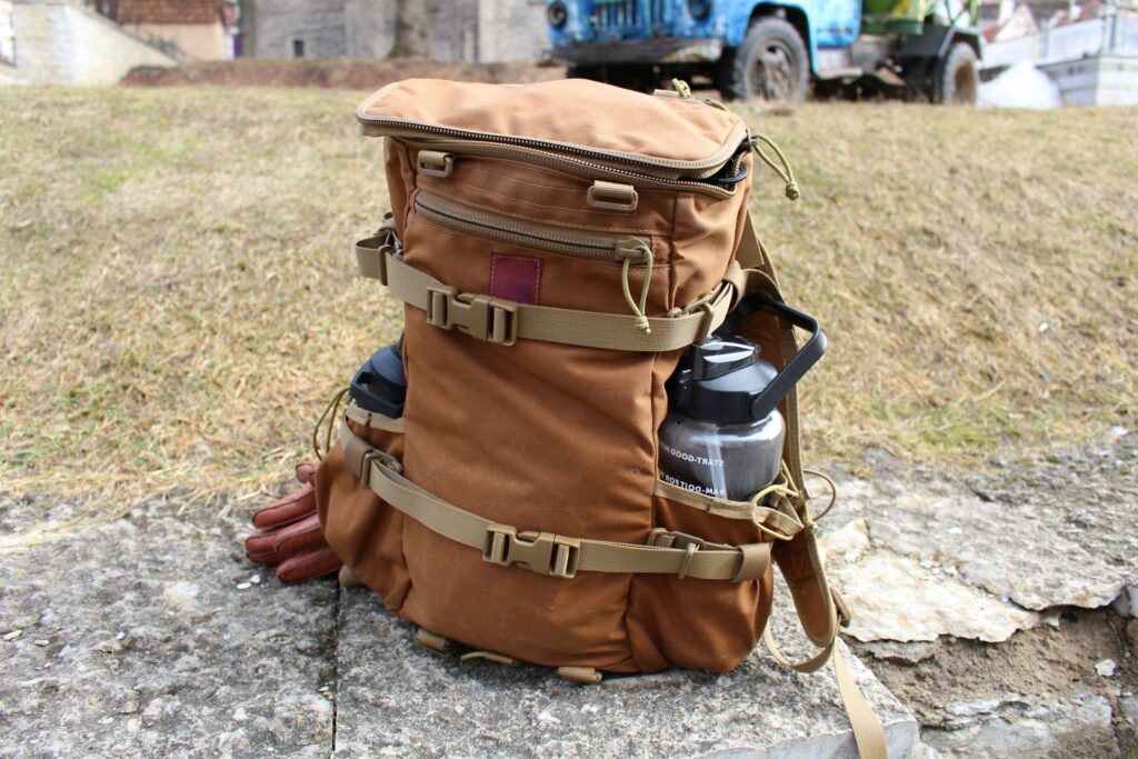 China Tactical Backpack Bag Suppliers (2) Kiina taktinen reppu laukku toimittajat