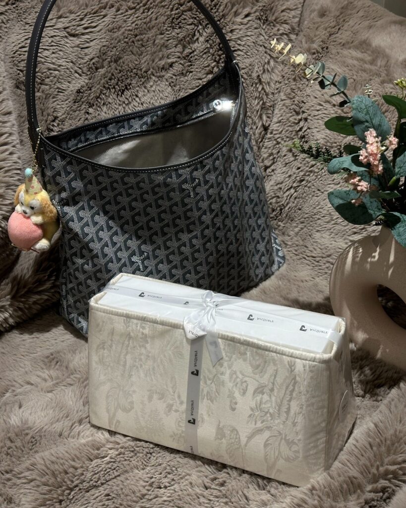 Kuinka paljon on Goyard Kangaskassi (2) Kuinka paljon on Goyard Kangaskassi