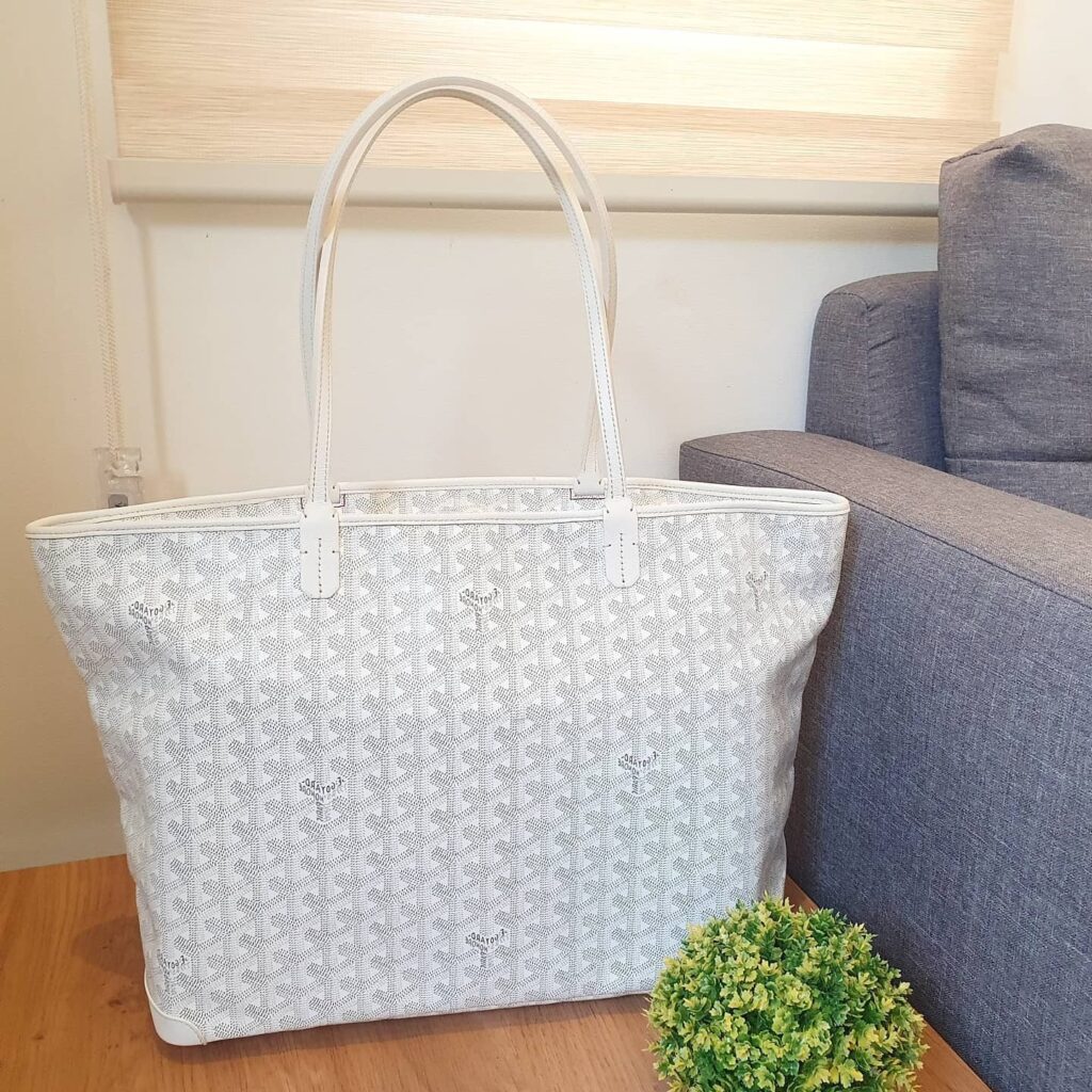 Kuinka paljon on Goyard Kangaskassi (8) Kuinka paljon on Goyard Kangaskassi