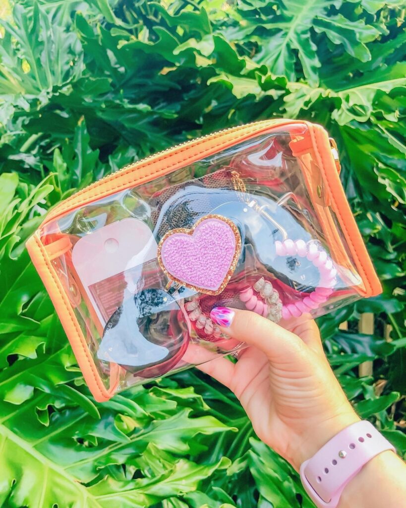 TSA Approved Carry-On Size (5) TSA Approved Carry-On Size